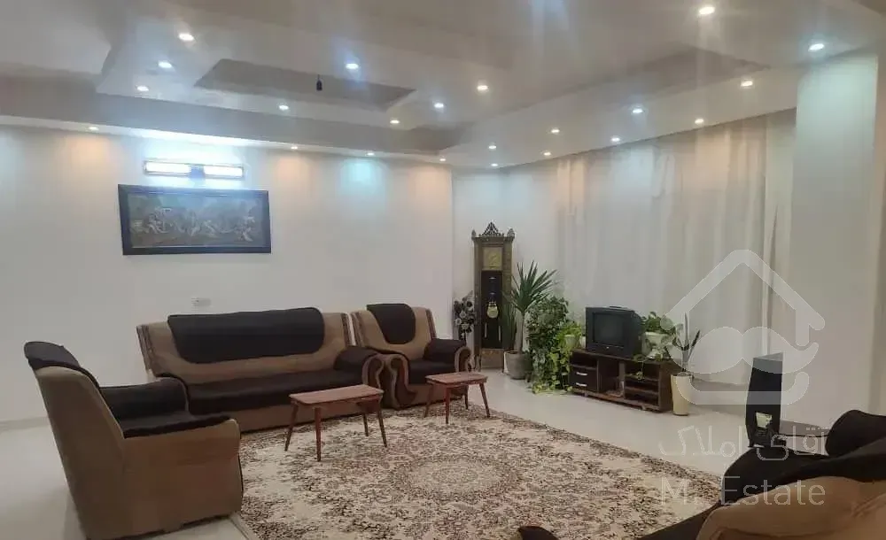 آپارتمان ۴طبقه مبله