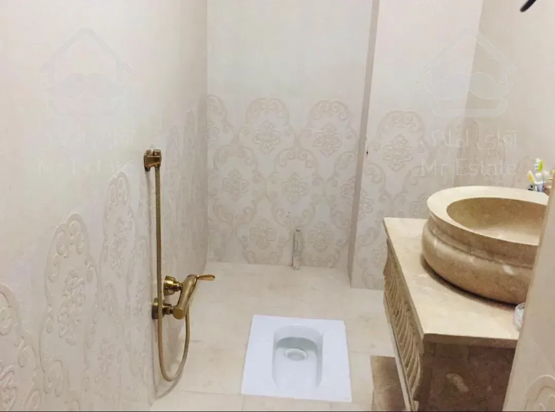 فروش واحد ۱۲۰متری ۳ خواب فول امکانات در مرزداران