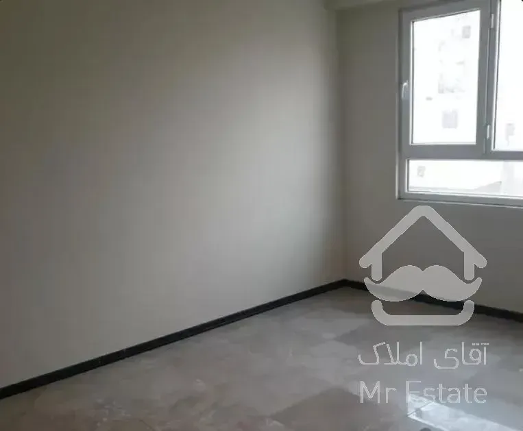 92 متر / دو خواب / مرزداران / زیر قیمت