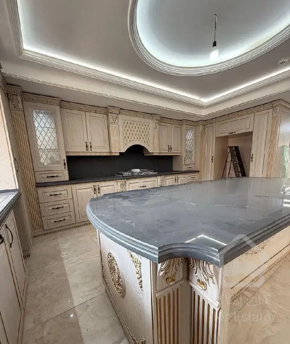 اجاره واحدی ۱۶۵ متری در شریعتی