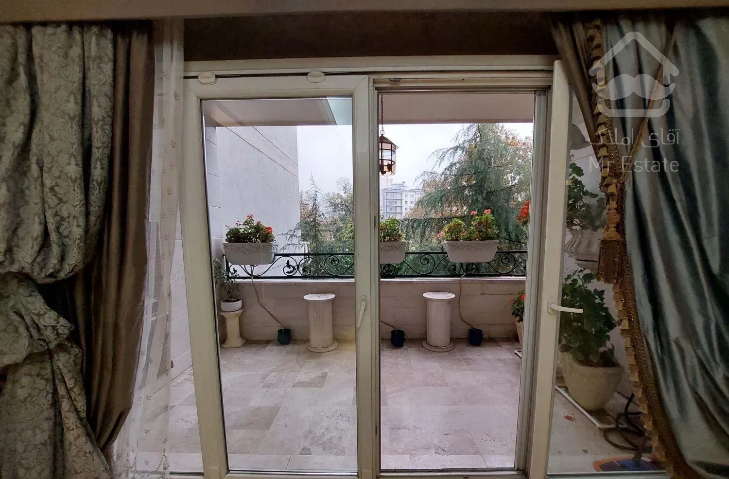 فروش آپارتمان ۵۵ متر یک خواب دارآباد