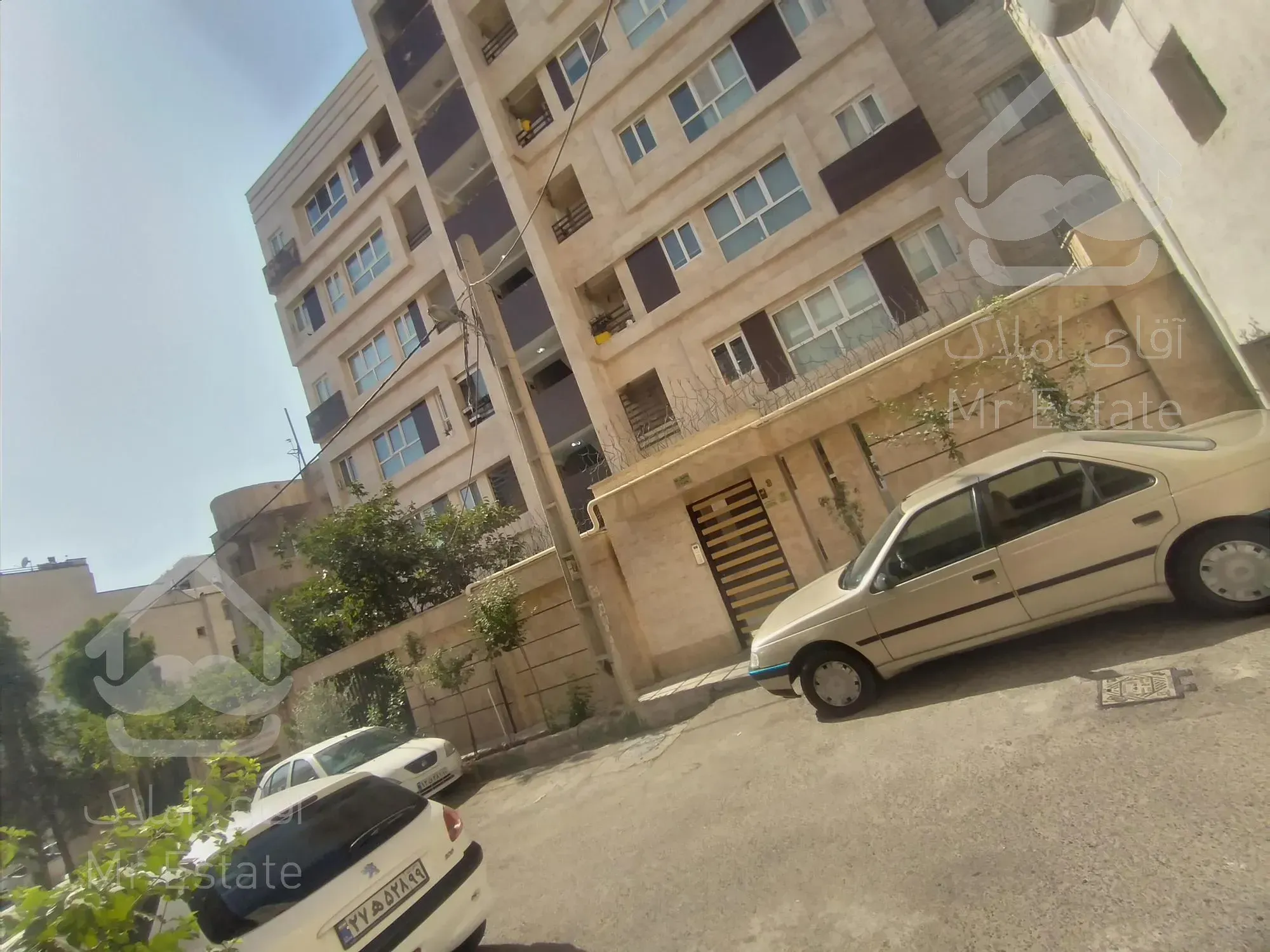 ۱۳۵متر ۳خواب نوساز تخلیه/تبدیل سعادت آباد