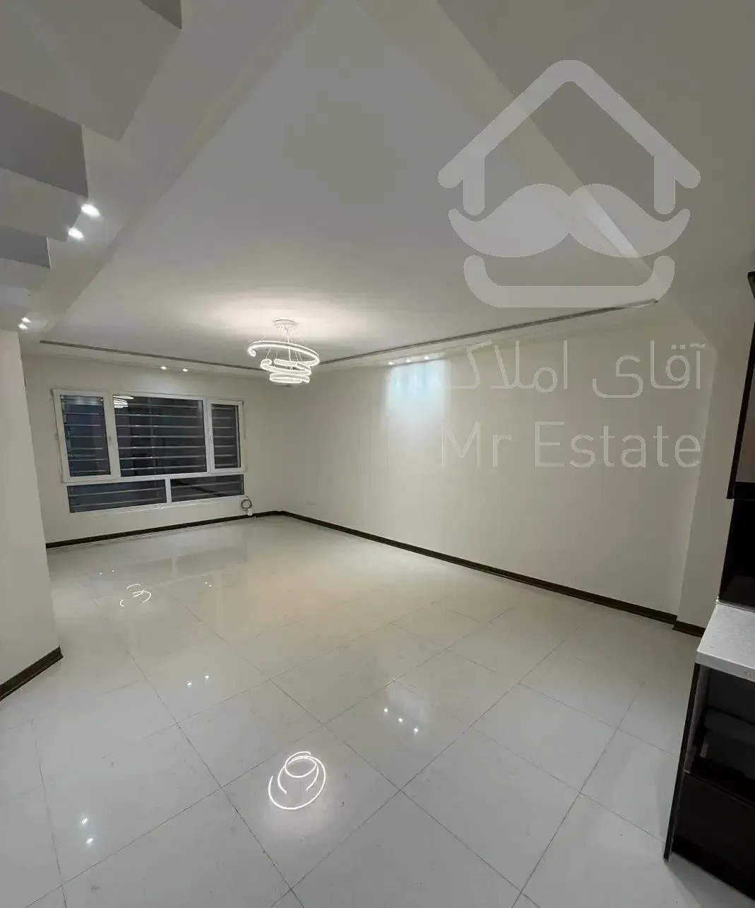 ۸۱ متر ۲ خوابه/ گیشا /چند قدمی بوستان گفتگو