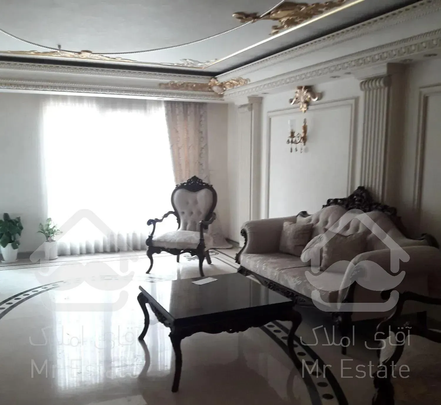 ۹۳متر نوساز فول سنایی ۲ خوابه حیاط خلوت