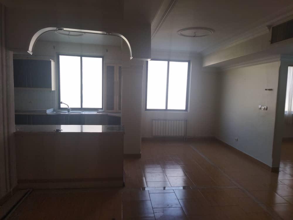 ۶۸ متر شهرزیبا سالن پرده خور فول امکانات