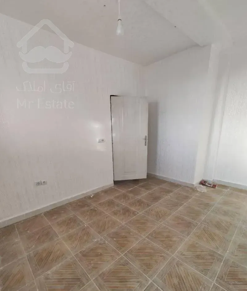 فروش آپارتمان ۸۰ متری ۲ خوابه طبقه ۲