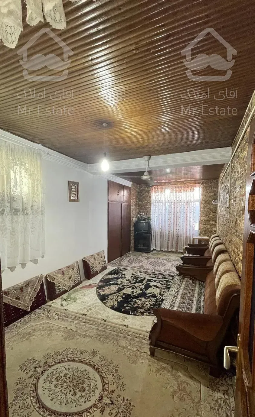 ویلایی نقلی قدیمی/مناسب بازسازی/داخل شهر