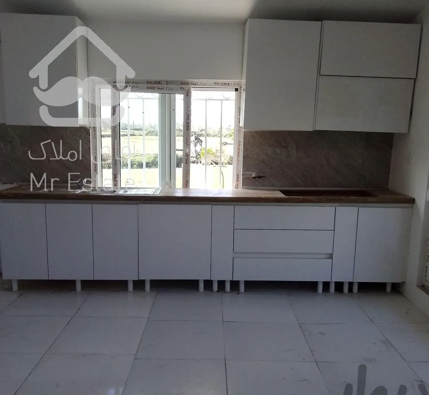 نصب ومونتاژ کابینت وکمدشخصی وپروژه ای