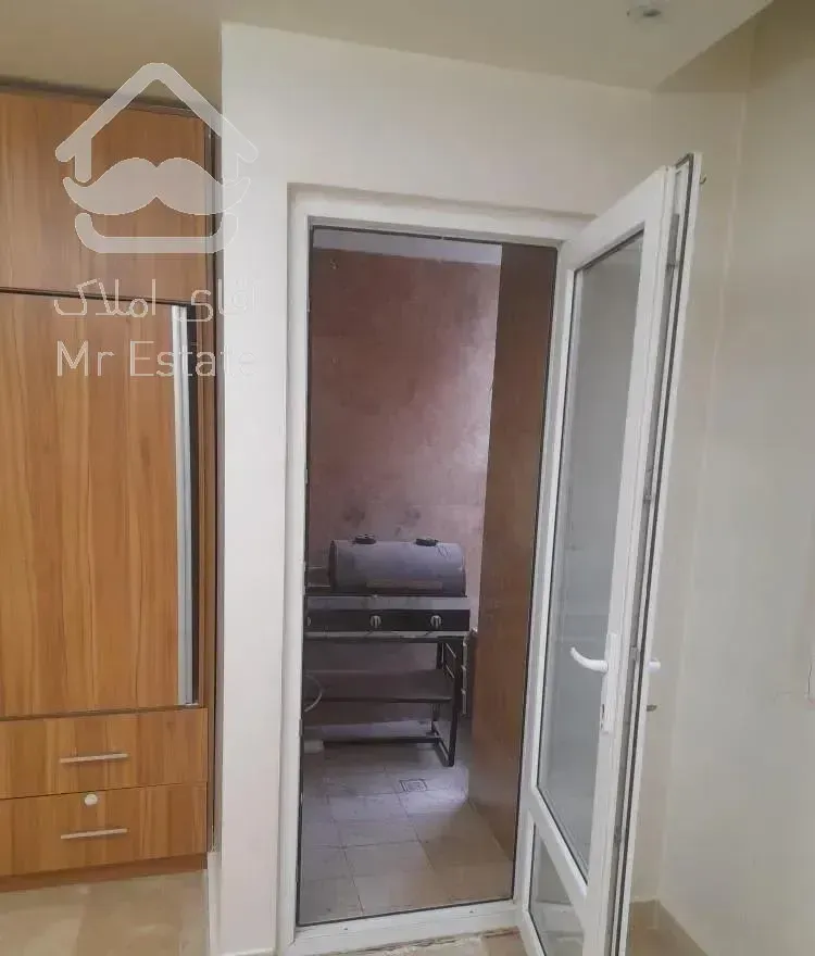 111 متر 2 خواب فول امکانات