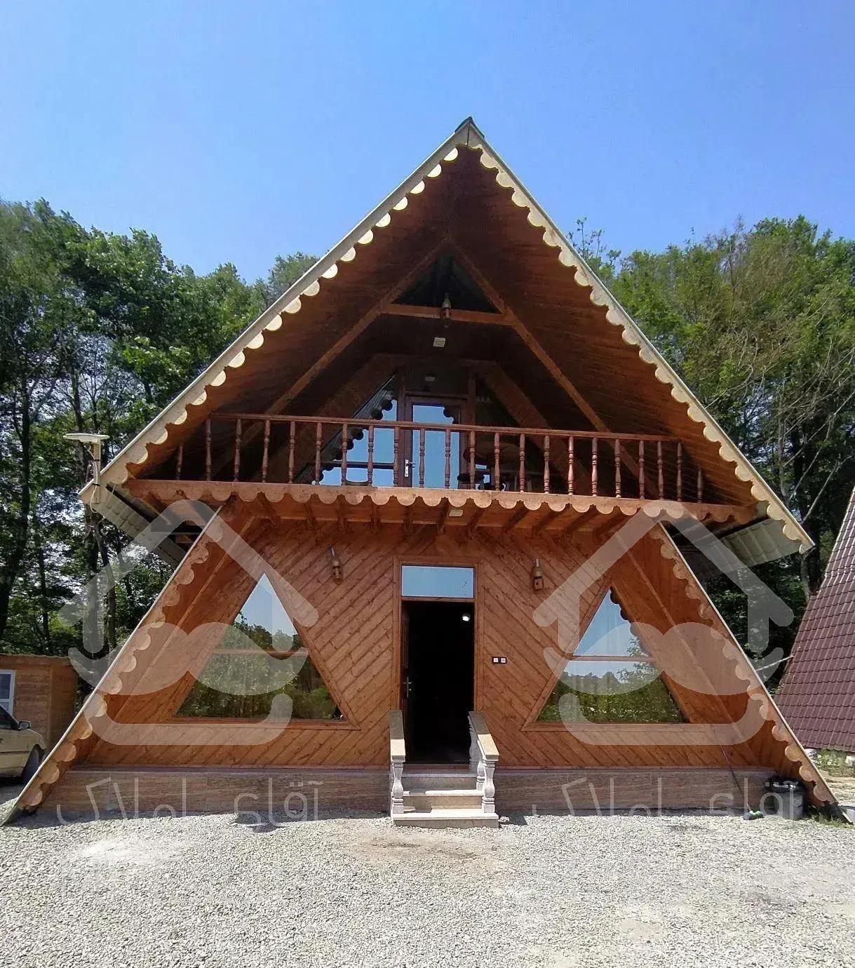 اجاره کلبه چوبی کنار جنگل و دریاچه گیسوم