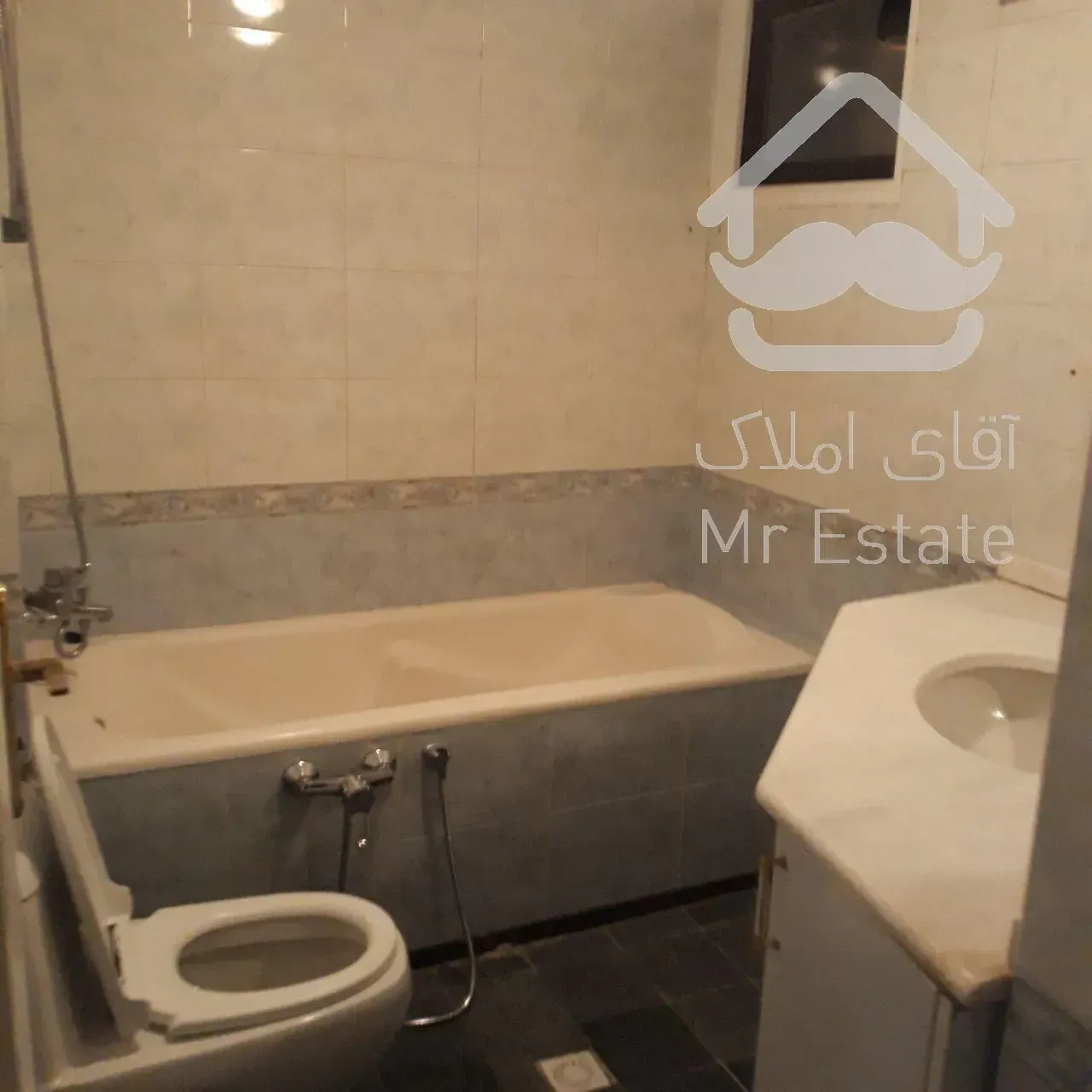 اجاره و رهن پنت هاوس ولنجک 240  متر اکازيون