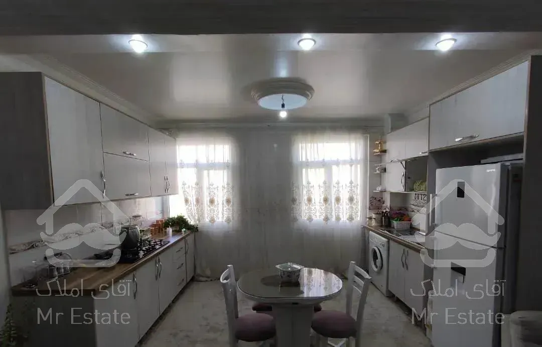 ۷۵ متر/سالن پرده خور/سرمایه گذاری آلاله شرقی