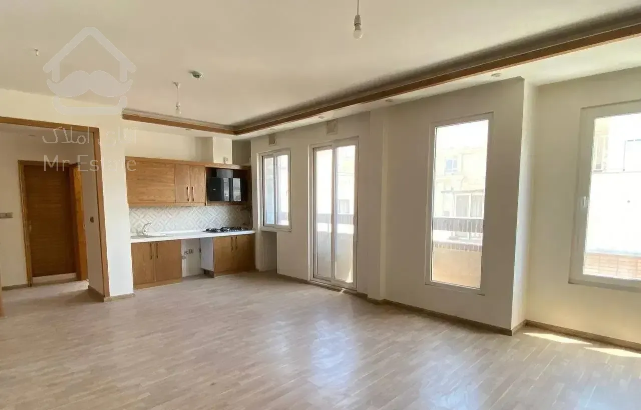 ۱۰۰ متر بهمراه سوئیت مستقل/ غرق در نور/سند ملکی