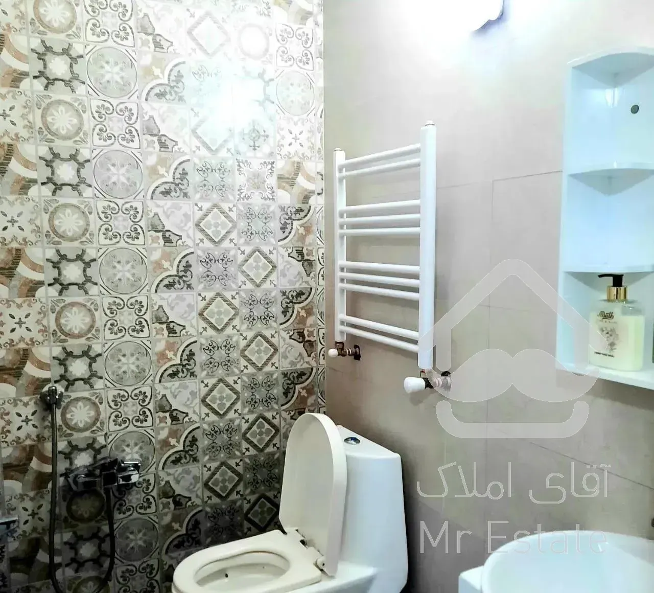 ویلا استخردار حیاط باغی ۱ماه ساخت