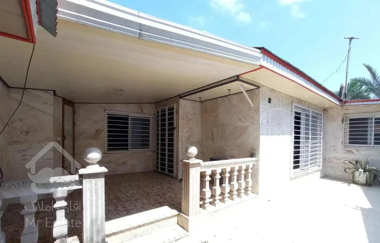 ویلا شهری ۱۸۱متری سنددار خیابان امام نسیم زوج