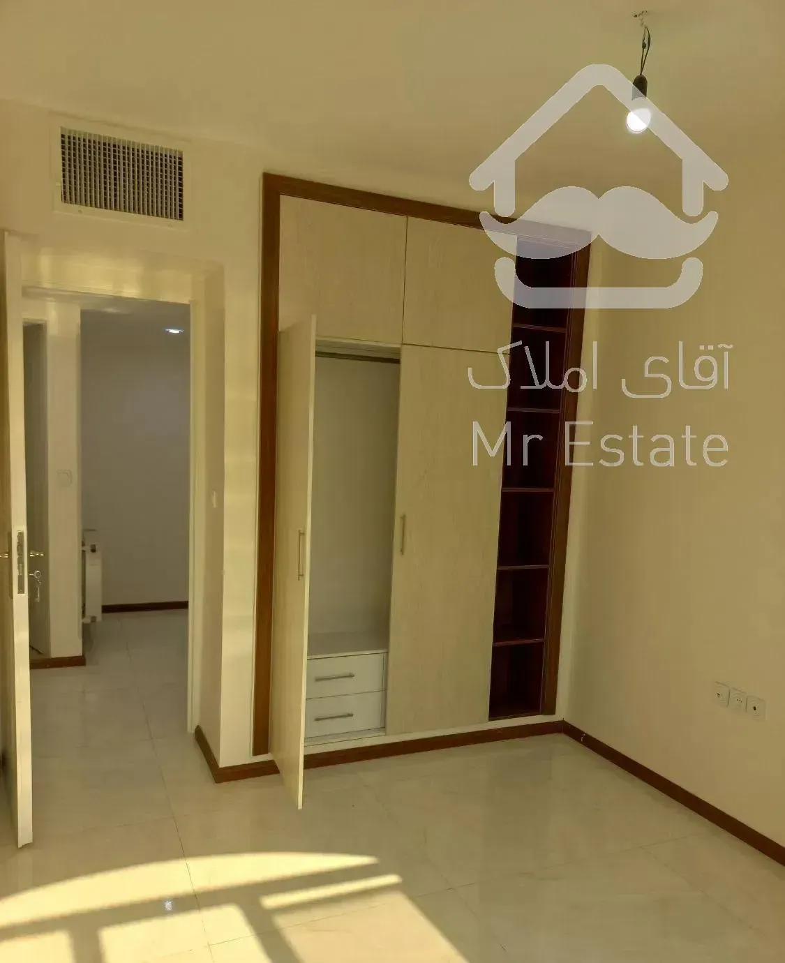 آپارتمان ۹۰ متری ۲ خوابه بازسازی شده خ رامسر