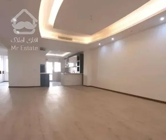 102متر(فول امکانات)کلید نخورده/سند آماده/سرمایه گذاری/پونک