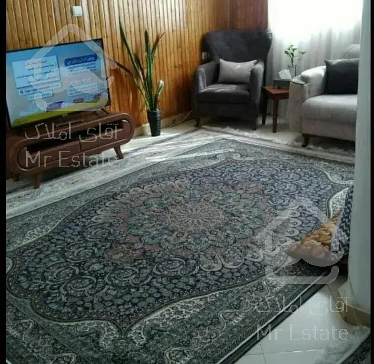 میدان سلماس، ۸۸ متر، ۲ خواب