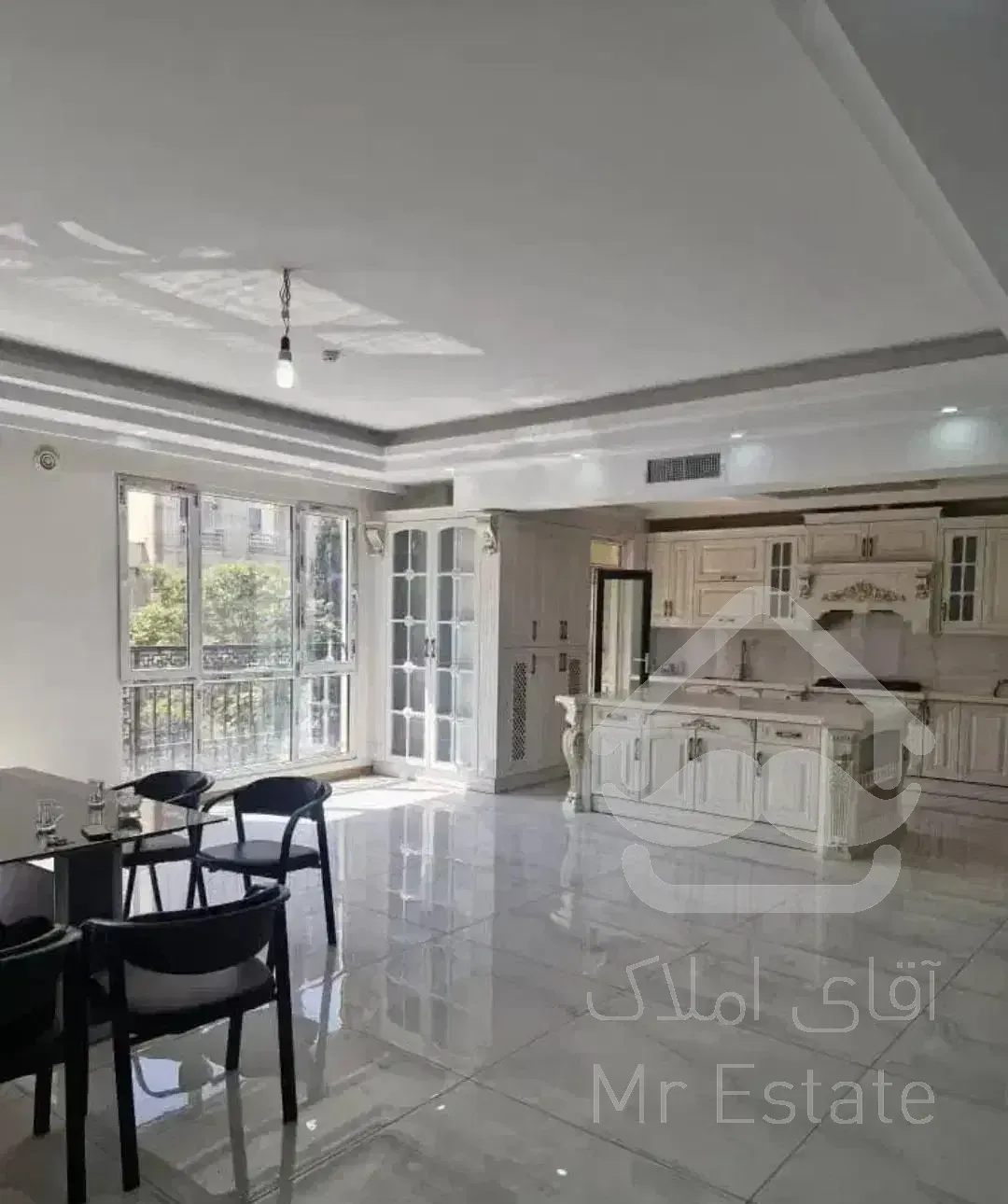 ۱۳۷متر/ ۳خواب/تکواحدی/فول دیزاین/ تاپ لوکیشن