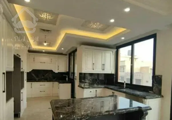 ۱۷۰مترتکواحدی ۲کله۲پارکینگ سندی۲بالکن طبقات ۲تاآخر