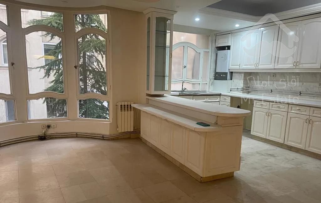 نیاوران/۲۰۰متر۳خوابه/تکواحدی