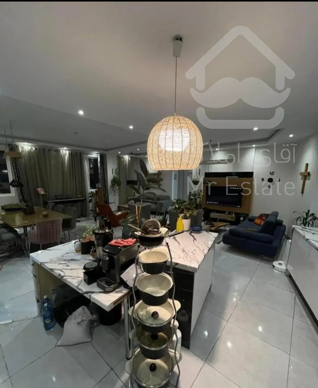 ۱۲۲متر/سه خواب/فول امکانات/فدک