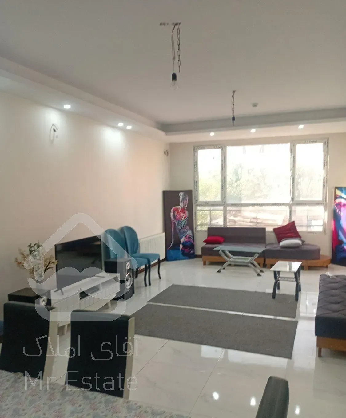 83 متر دو خواب / پرده خور