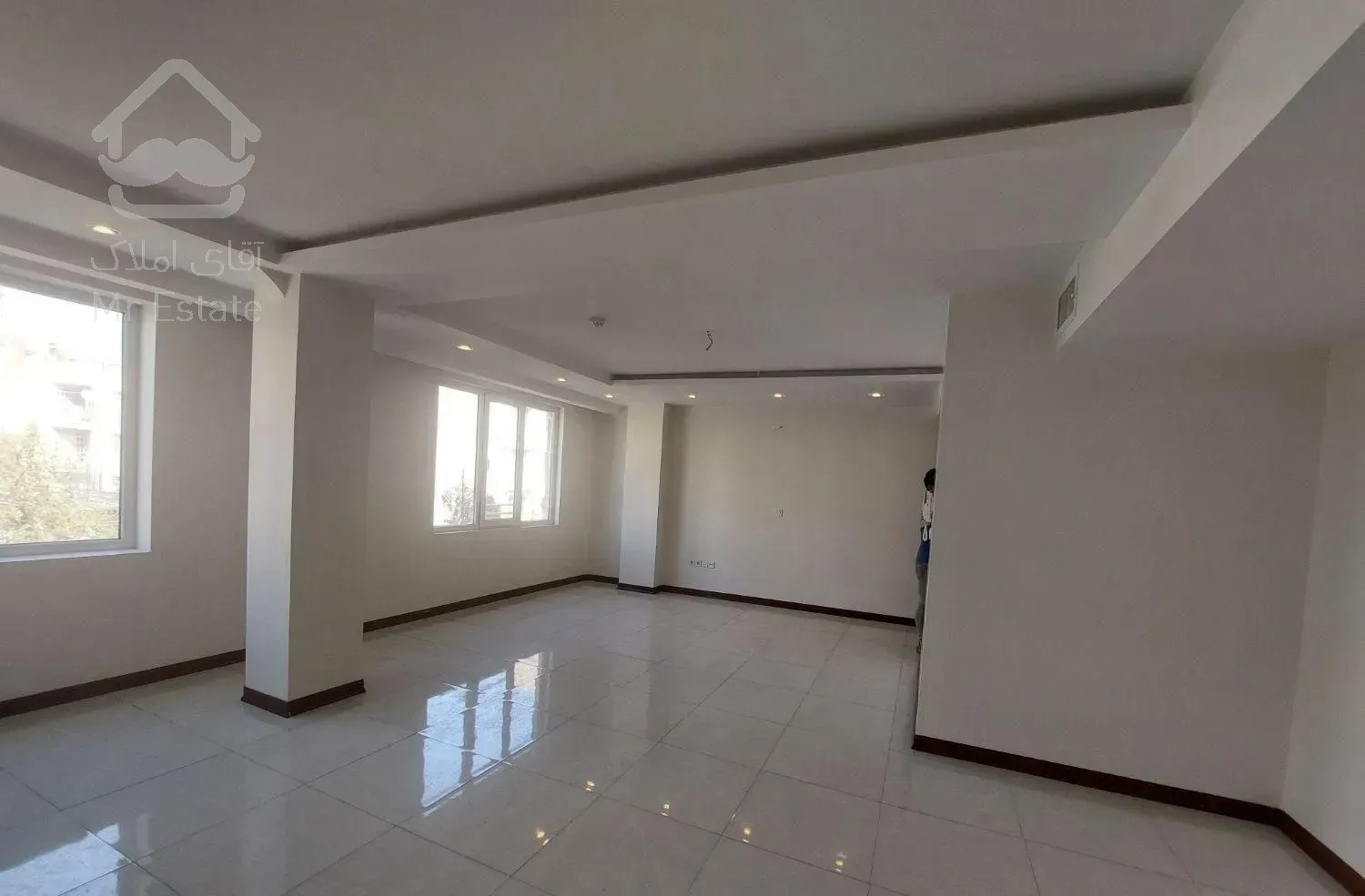 فروش آپارتمان ۹۲ متری  دبستان نور‌گیر