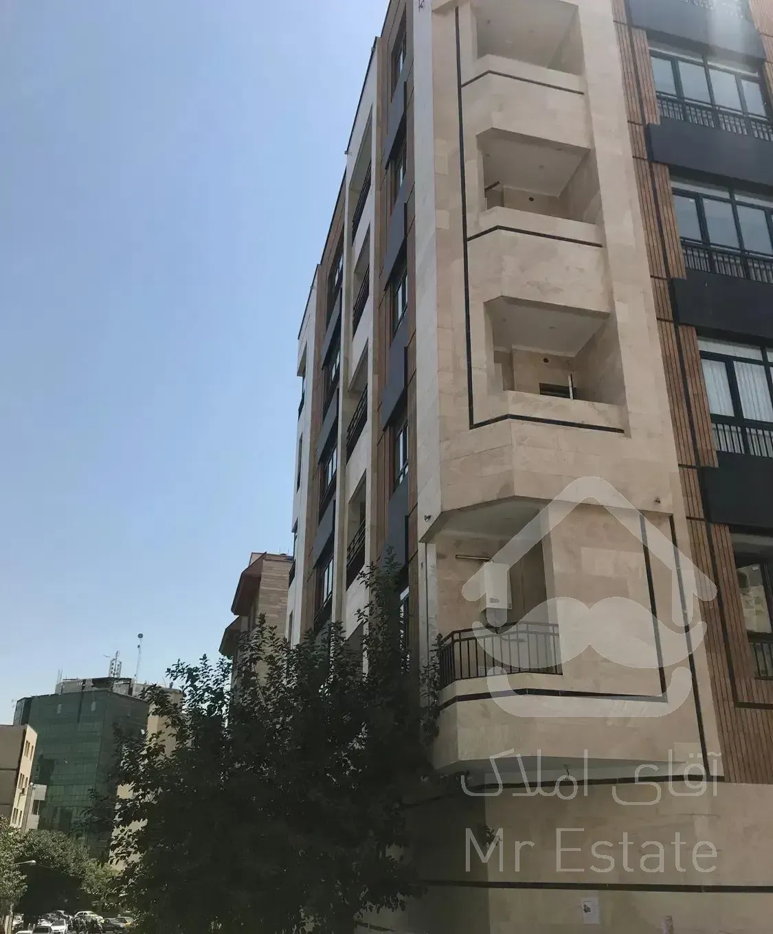 2 خوابه 98 متر  ( پارکینگ‌و‌انباری   نوساز   )