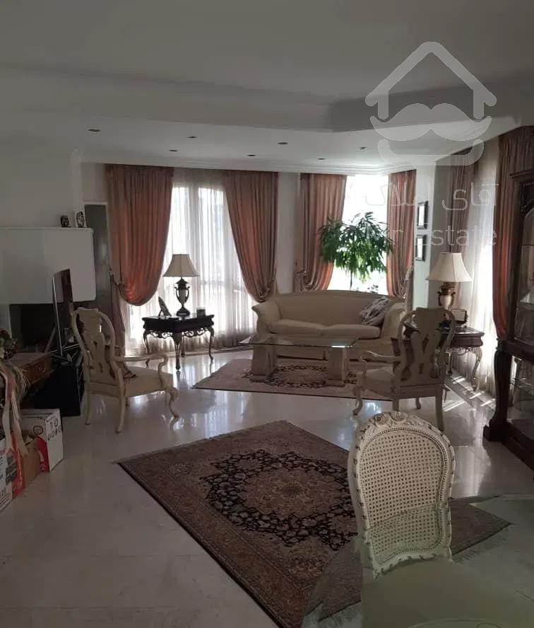 آپارتمان ۱۱۳ متری نیاوران