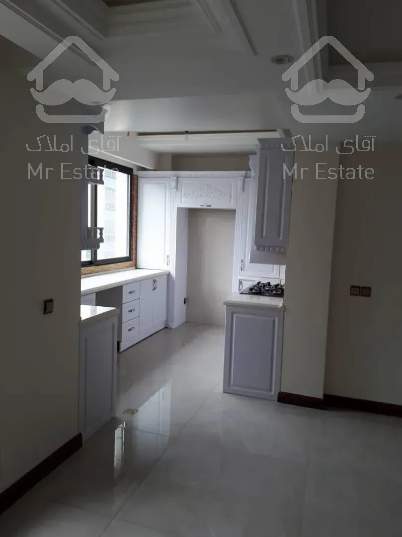 خرید آپارتمان سه خوابه  فردوس شرق و کاشانی عقیل