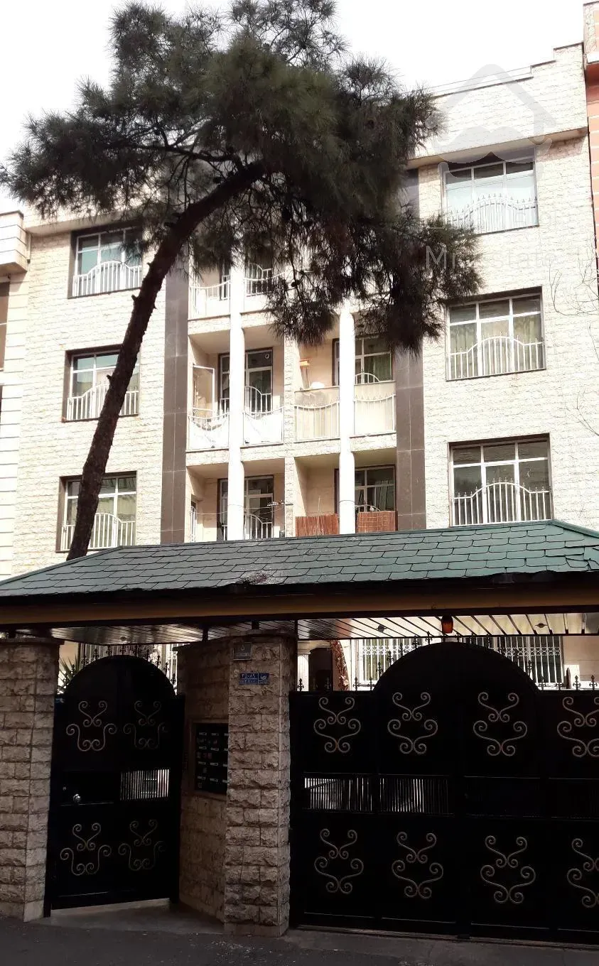 فروشنده واقعی68 متری