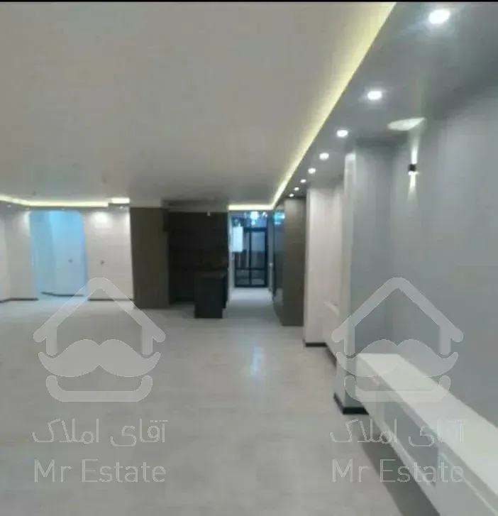 آپارتمان ۲۴۰ متر ۴ خواب طبقه ۵ فارابی جنوبی