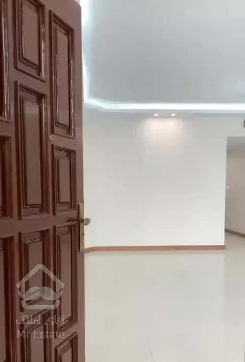 ۱۰۰ متر / بازسازی کامل /مناسب سکونت و سرمایه گذاری