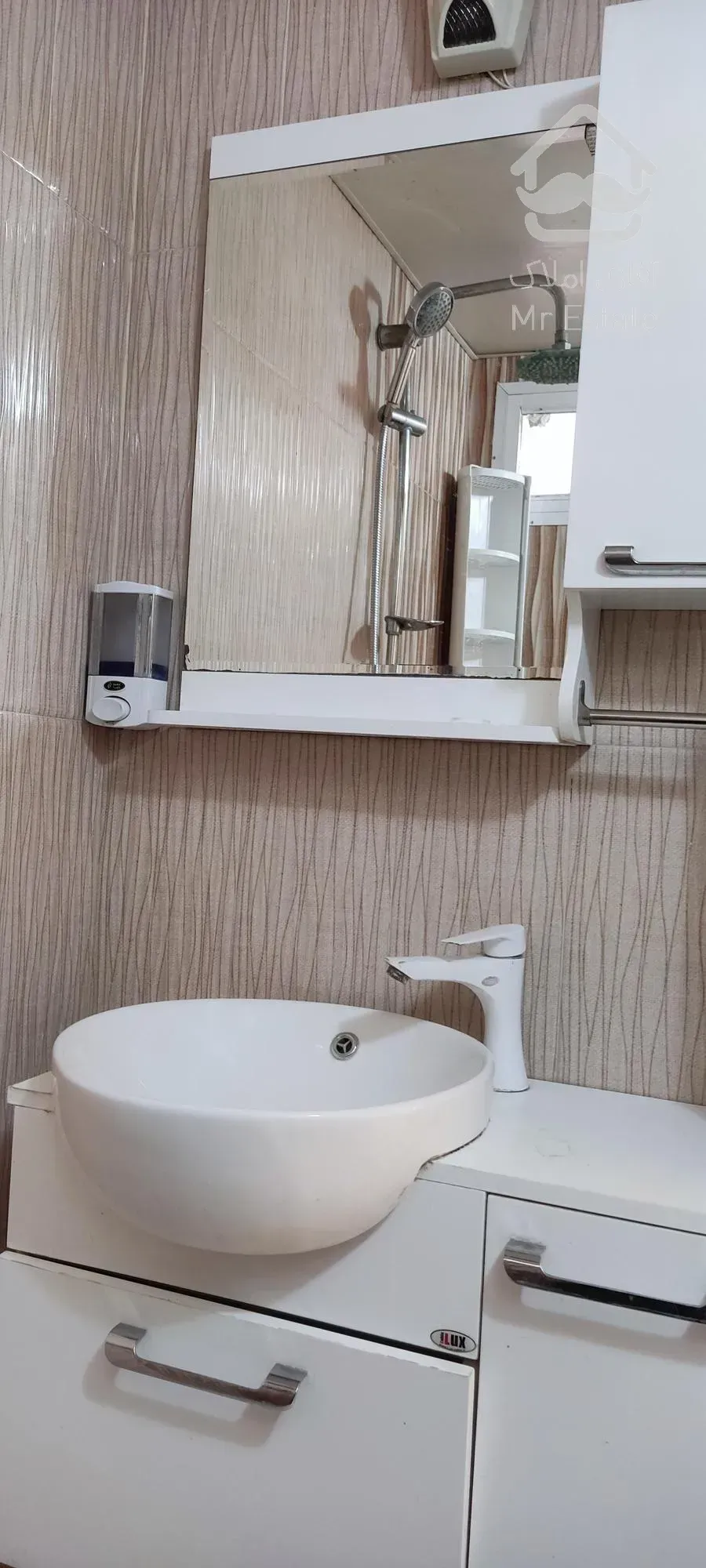 آپارتمان 120 متری سه خوابه سرداران