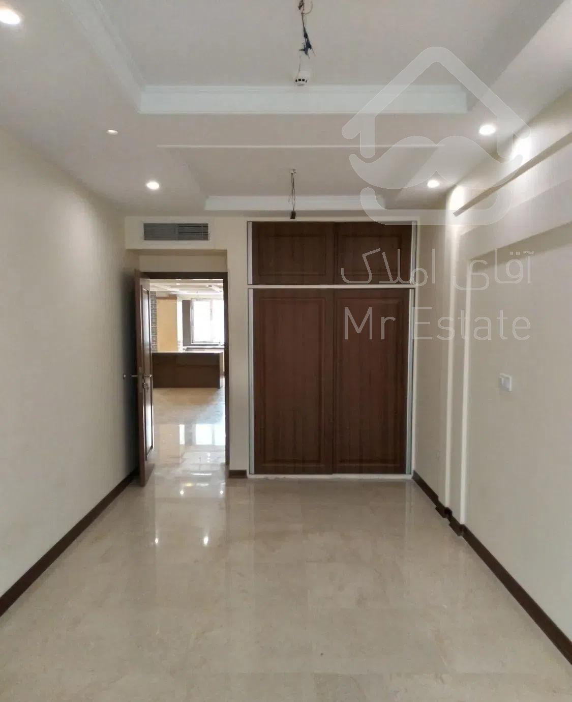 140 متر سه خوابه فول دو پارکینگ فلکه اول