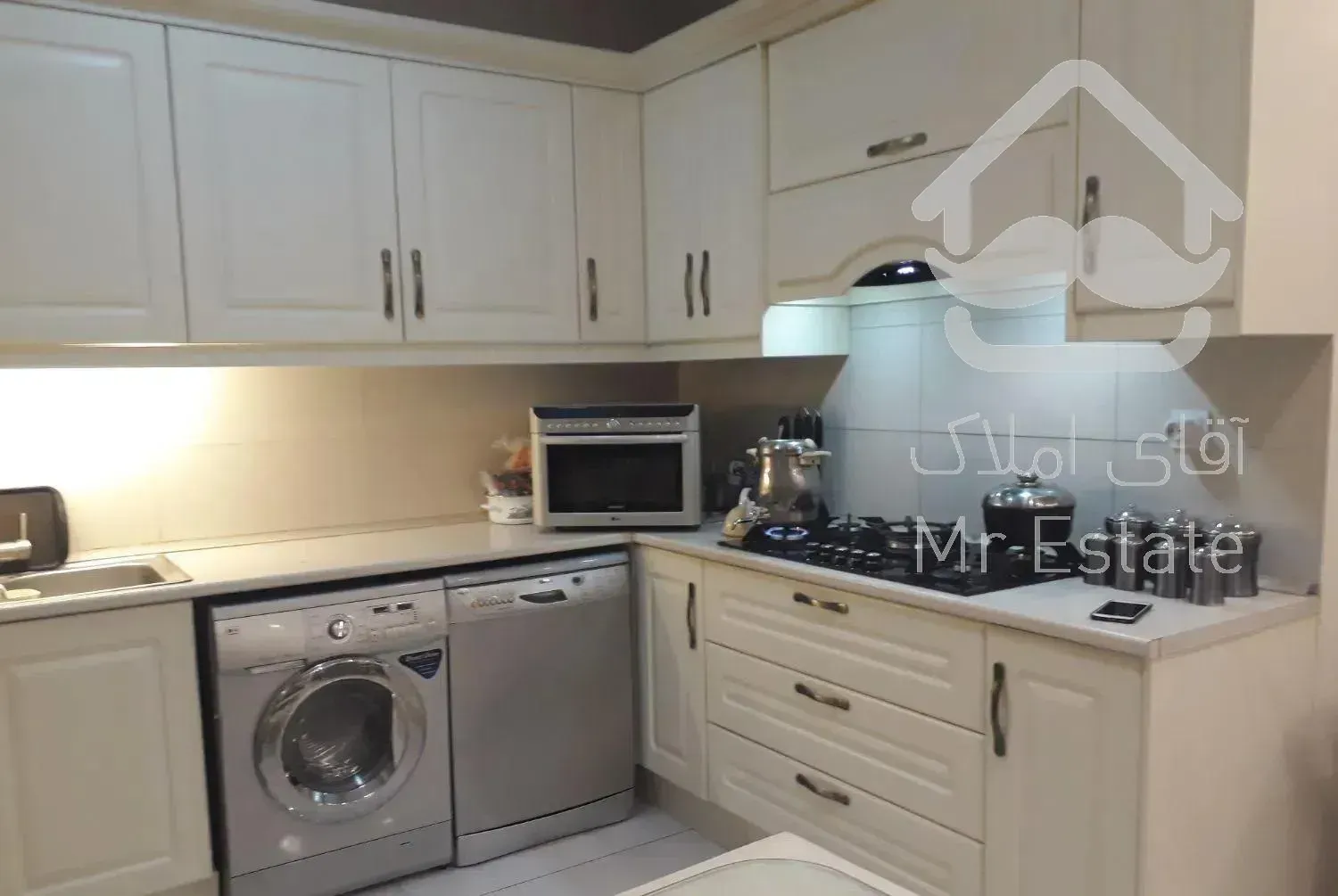 آپارتمان ۱۵۵ متری نورگیر مهرشهر فاز ۲ /جمالی