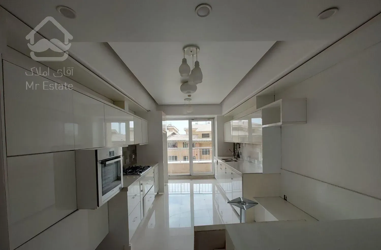 220 متر سه خواب برج برند شهرک غرب