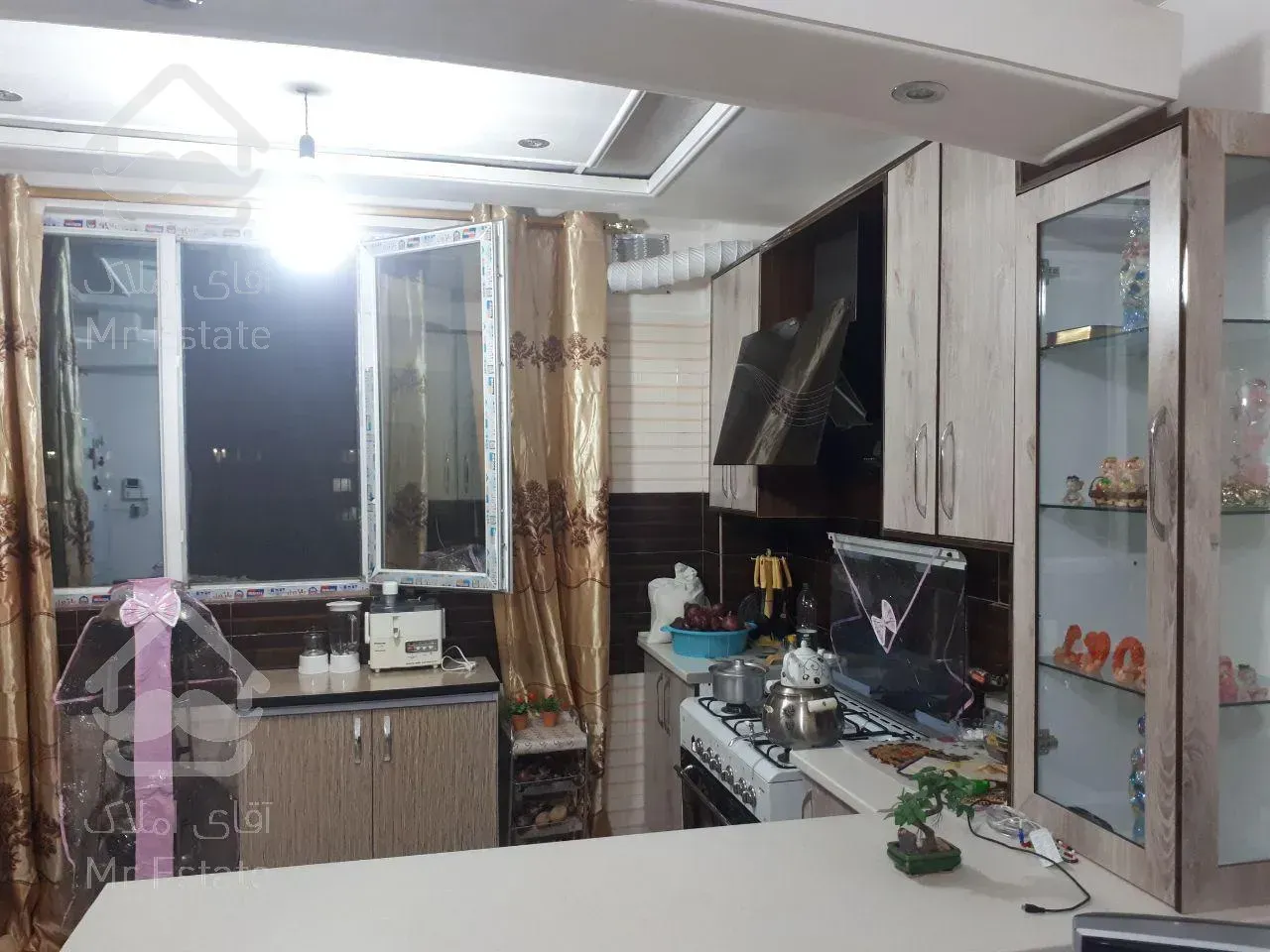 فروشی 50 متری