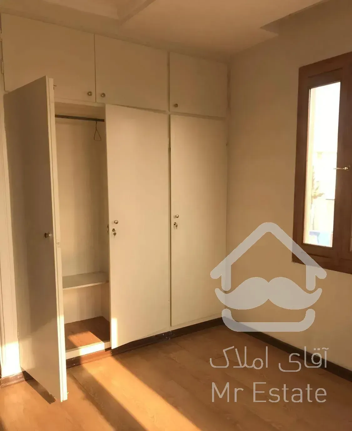 ۱۰۲متر،۳خواب بزرگ.بدون پرتی