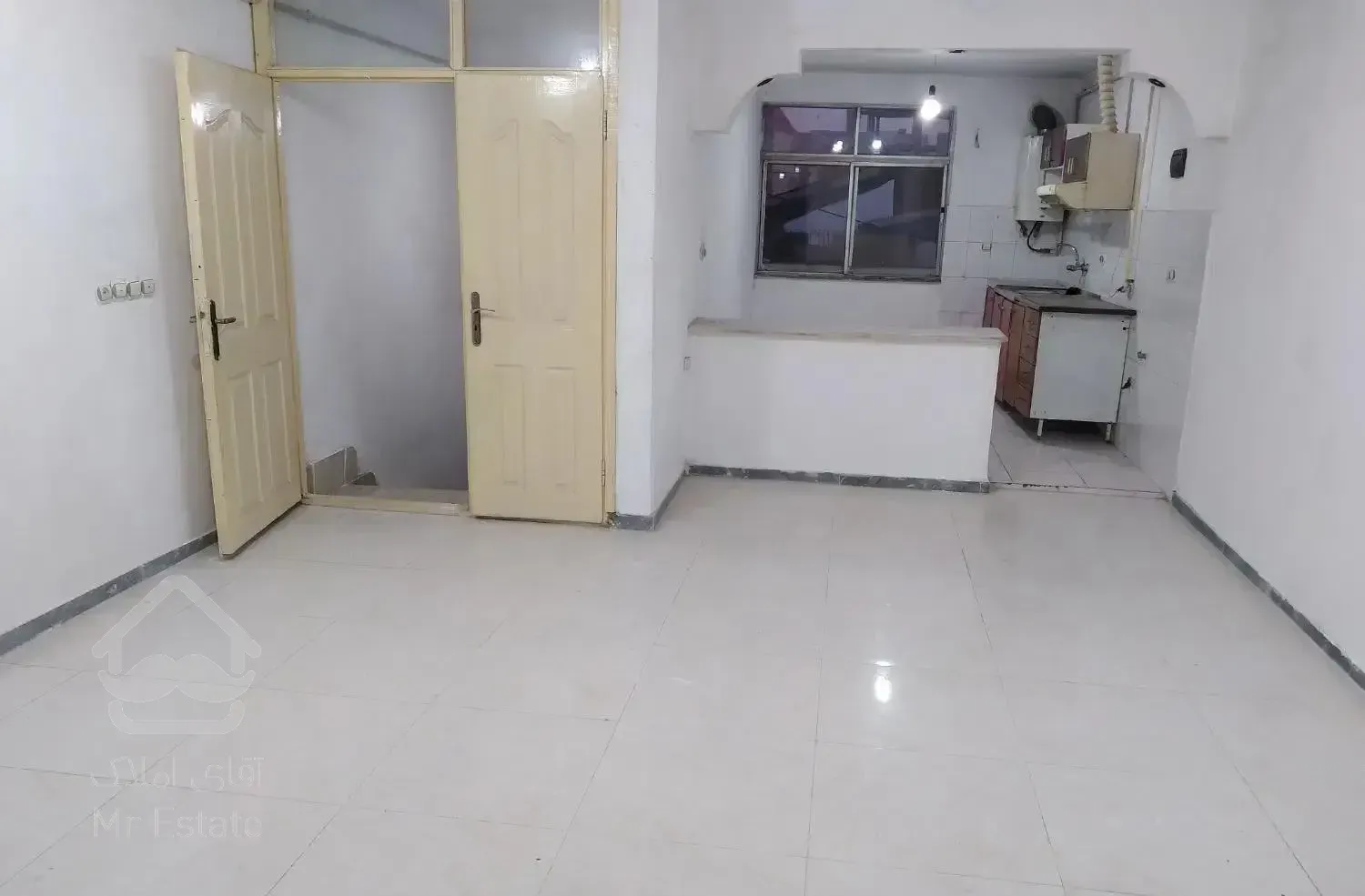 اجاره خانه طبقه دو در آسایش ۷ کوچه دوازدهم