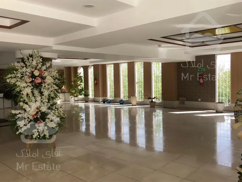 آپارتمان ۱۰۴ متری فول امکانات سعادت آباد