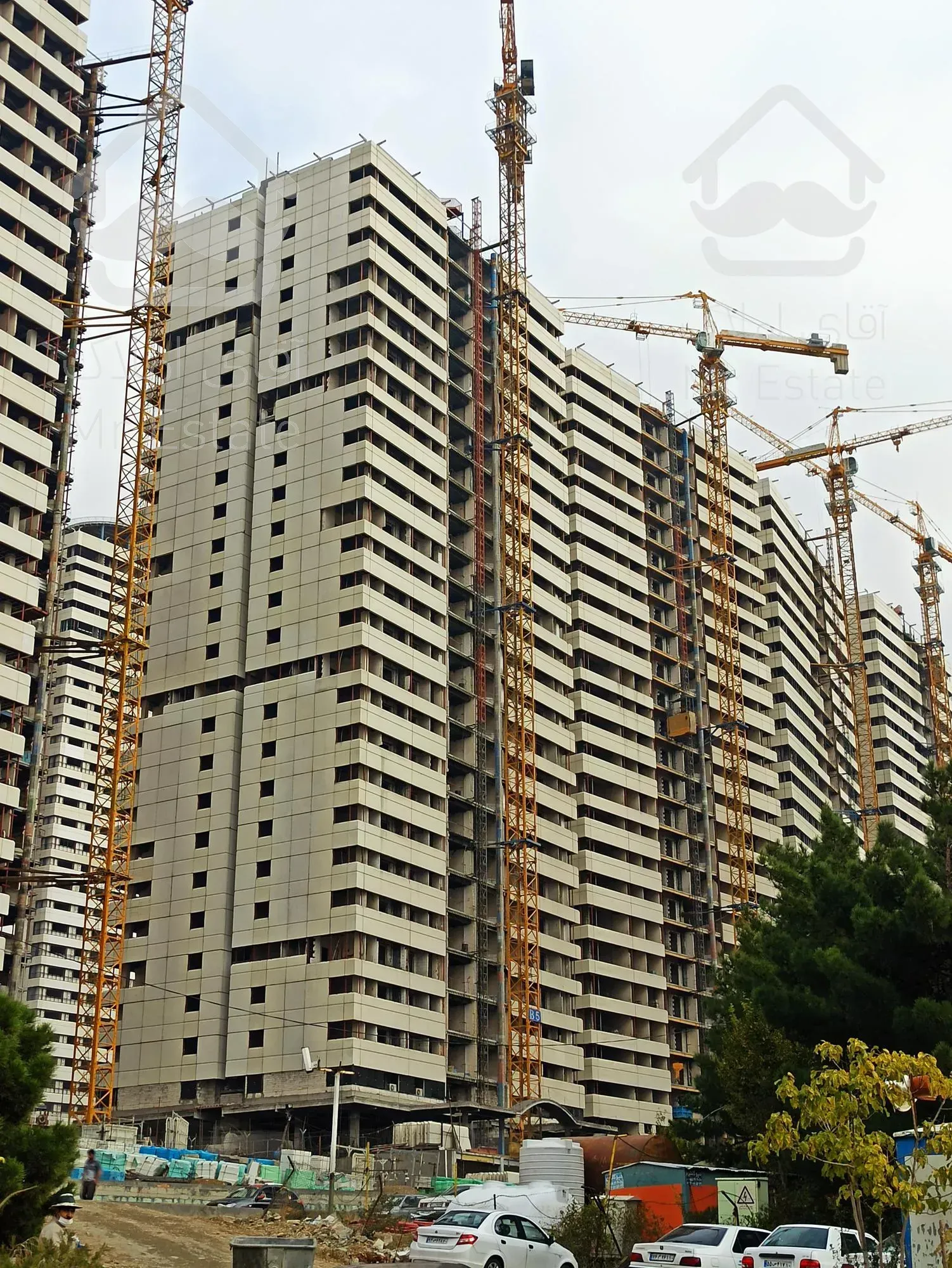 پیش فروش واحد مسکونی دربرج خرازی