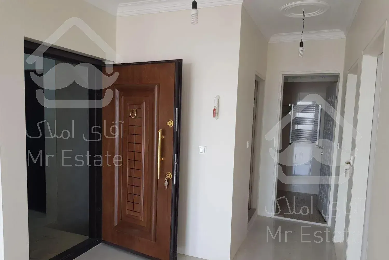 ویلا۳طبقه،داخل بافت،۵۰۰متری درمحدوده دماوند