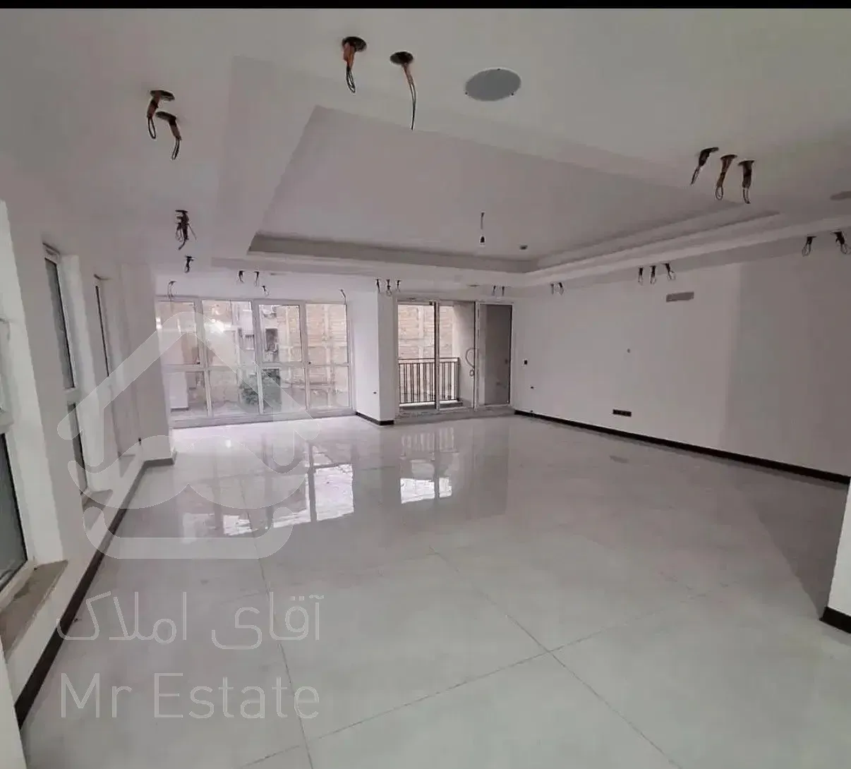 آپارتمان،تک واحدی ۱۷۰ متری،کلیدنخورده، سلمان فارسی