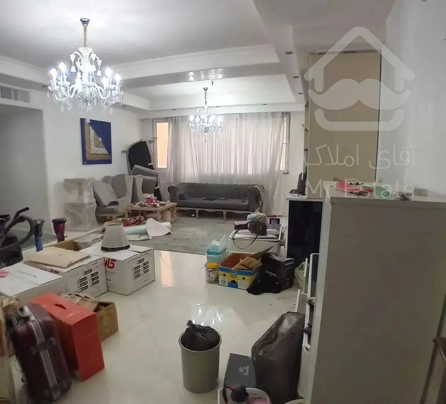 ۱۱۸ متر / ۳خواب / فول امکانات/ بر یادگار