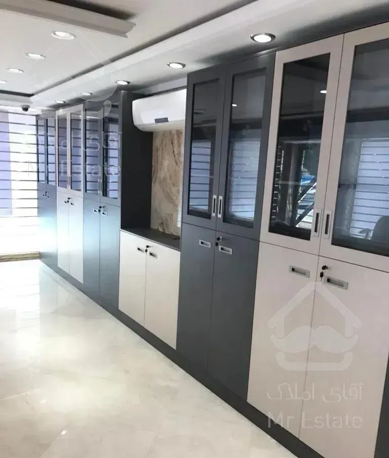 ۱۰۵ متر بر ۱۴/ بر جردن / مجهز برای صرافی و غیره