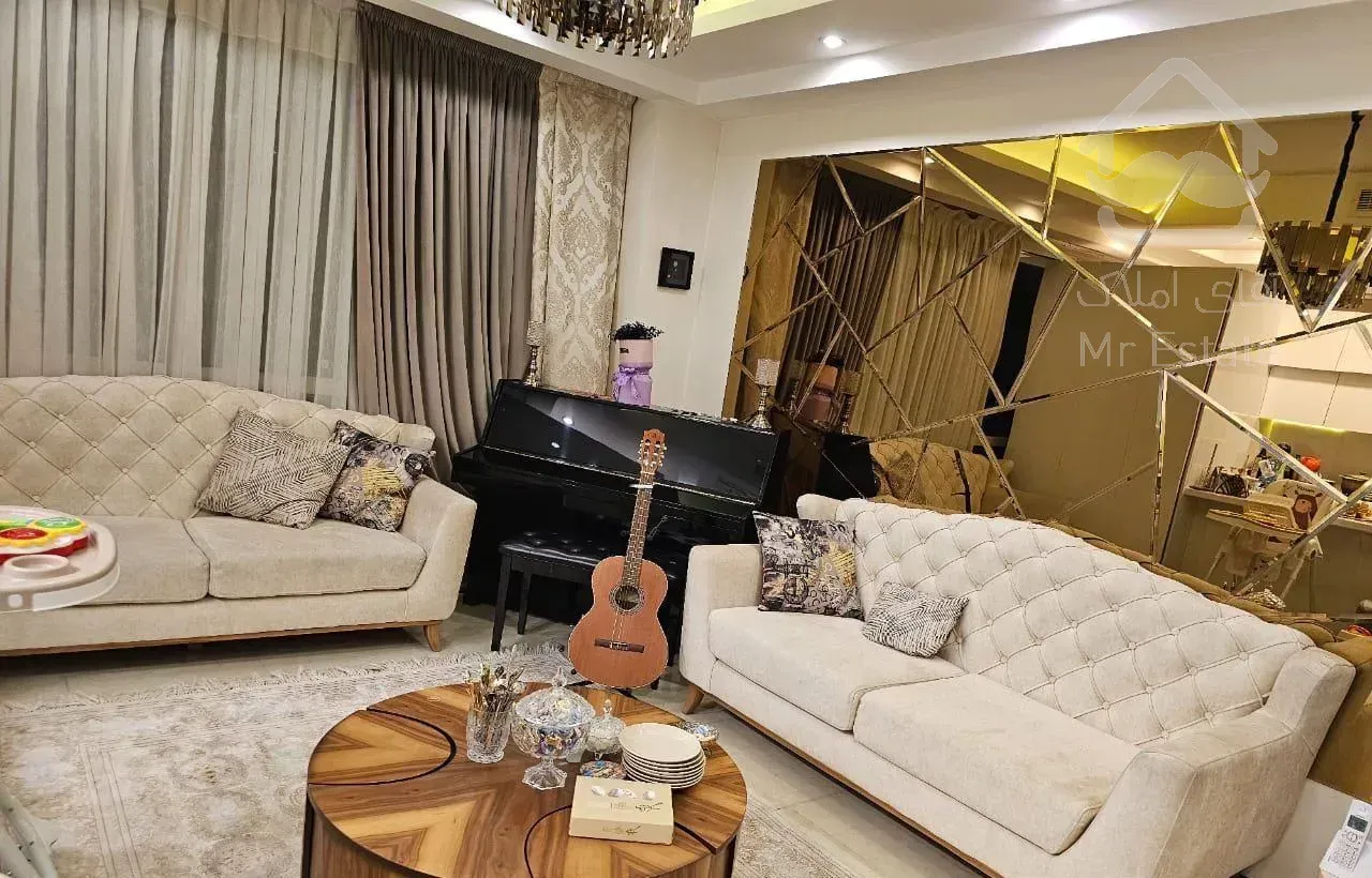 فروش آپارتمان ۱۲۵ متری ۳ خوابه طبقه ۵ در نازی‌آباد