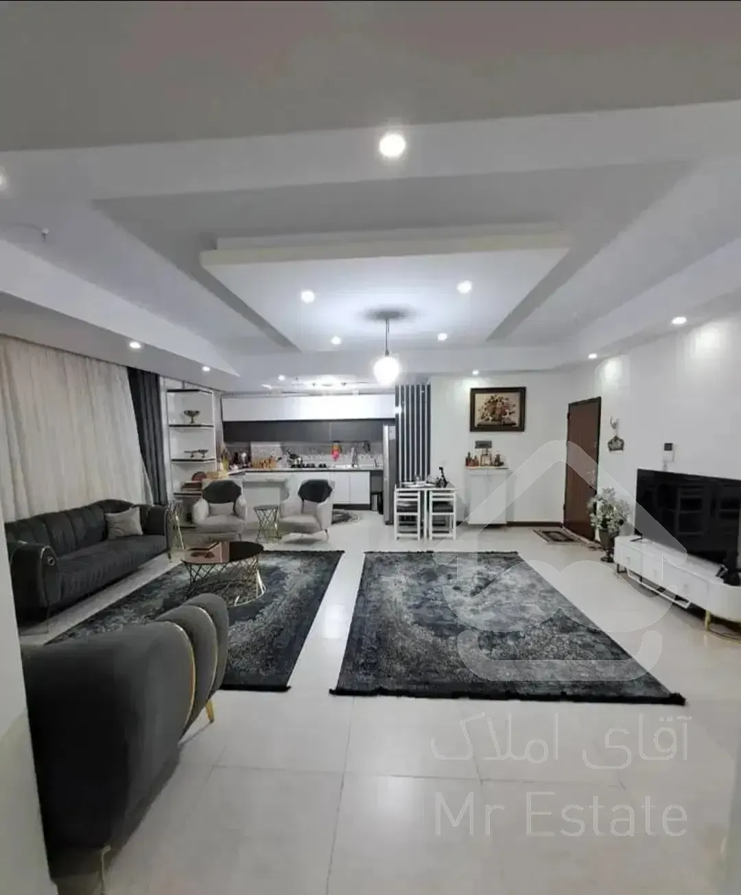 76متری/تک واحدی/پارکینگ/آسانسور/خوش نقش