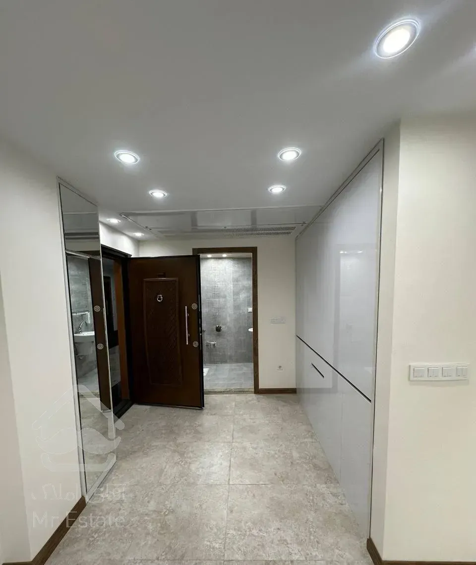 اجاره واحد۱۶۰متری۳خواب/ویودریاچه یک خواب مستر